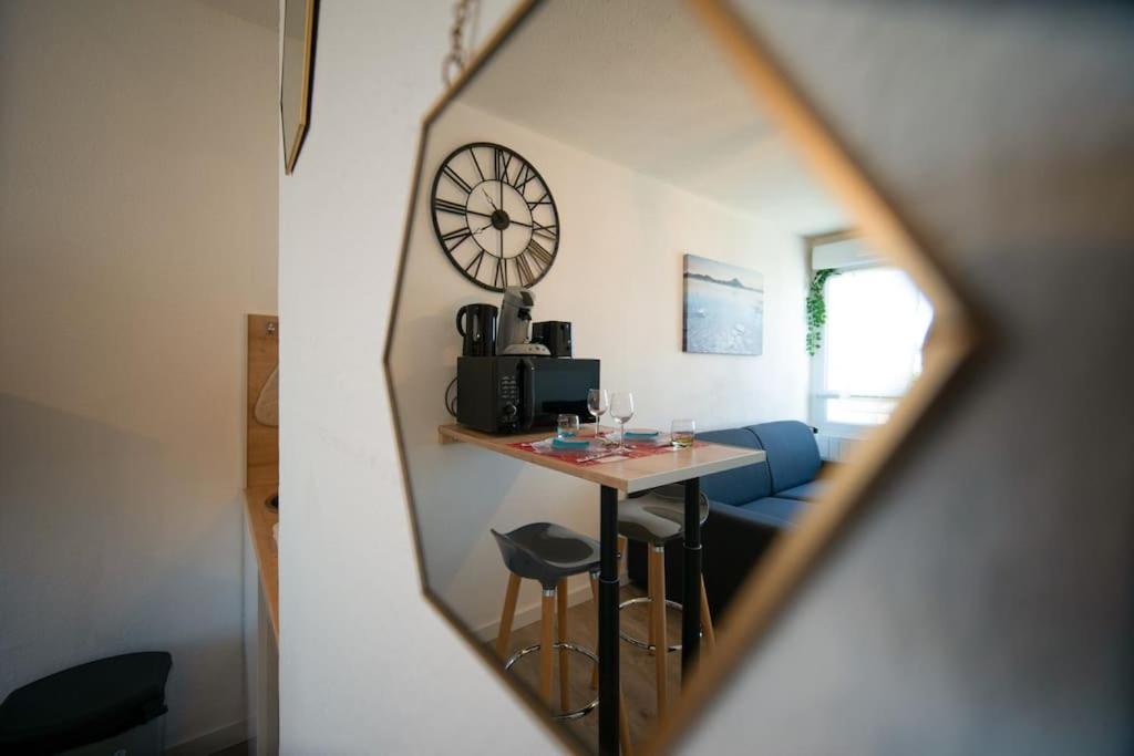 Fully Equipped Apartment St Charles Train Station Marseille Bagian luar foto